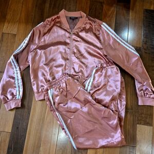 Fashion Nova Satin Pink Jogger Set Size XL